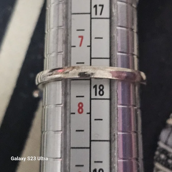 Blue Swarovski Bead Cluster Ring in Silver - Picture 5 of 6